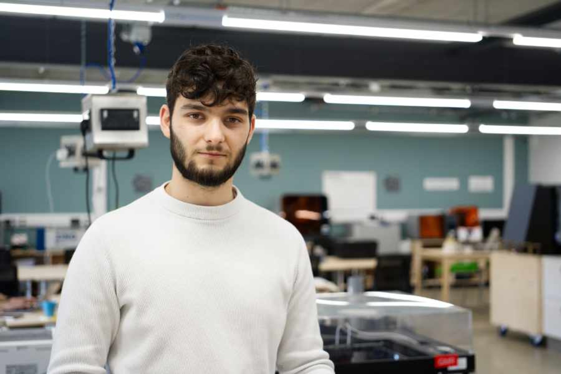 Théo Chauvat Explores Advanced Industrial Processes at Enterprise FabLab